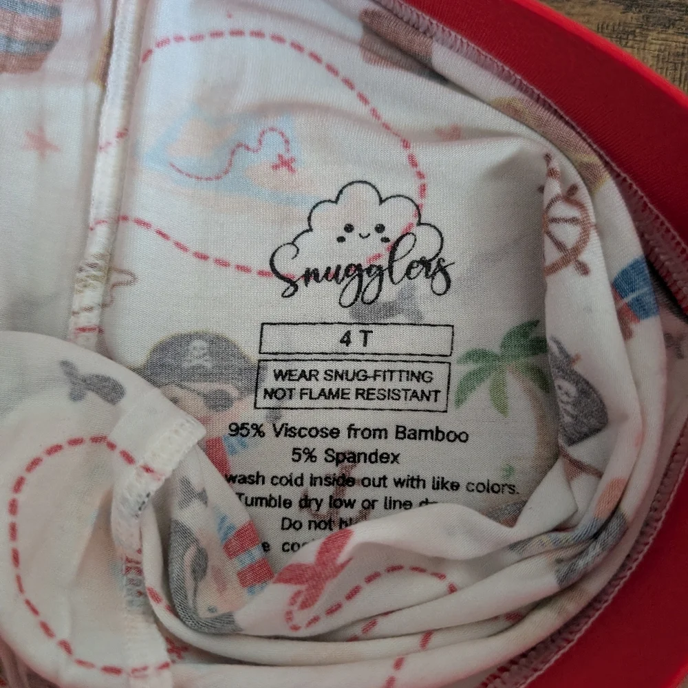 NWT Boys‎ 4T Pirate Print Short Pajama Set